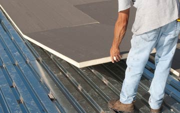 benefits of insulating Raisbeck flat roofing